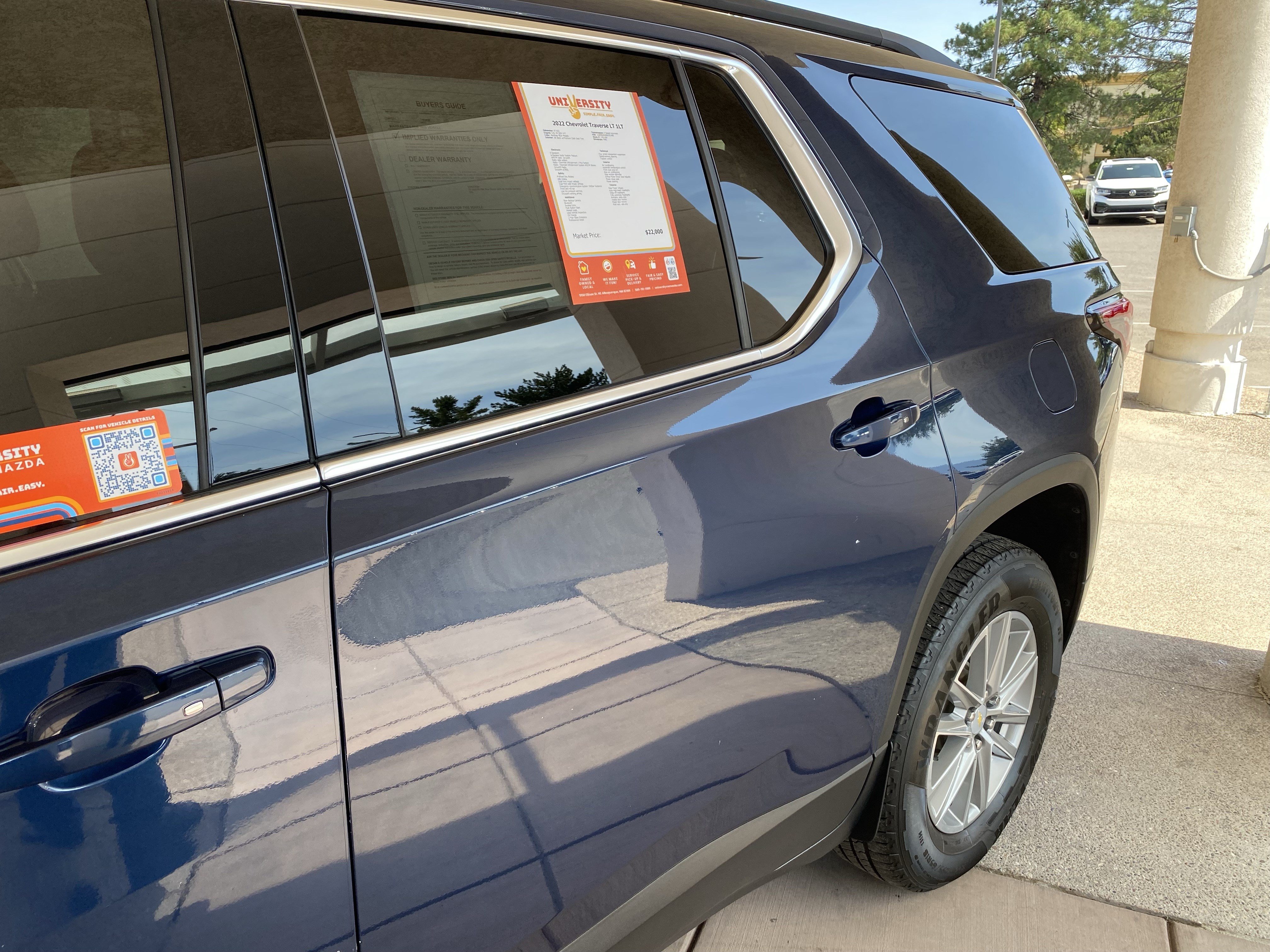 Used 2022 Chevrolet Traverse LT FWD image 63