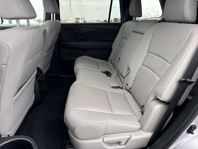 Used 2023 Honda Passport EX-L image 23