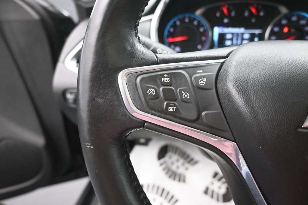 Used 2016 Chevrolet Malibu Premier FWD image 6