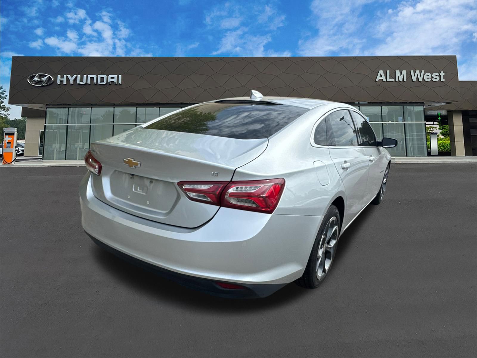 Used 2020 Chevrolet Malibu LT FWD image 5
