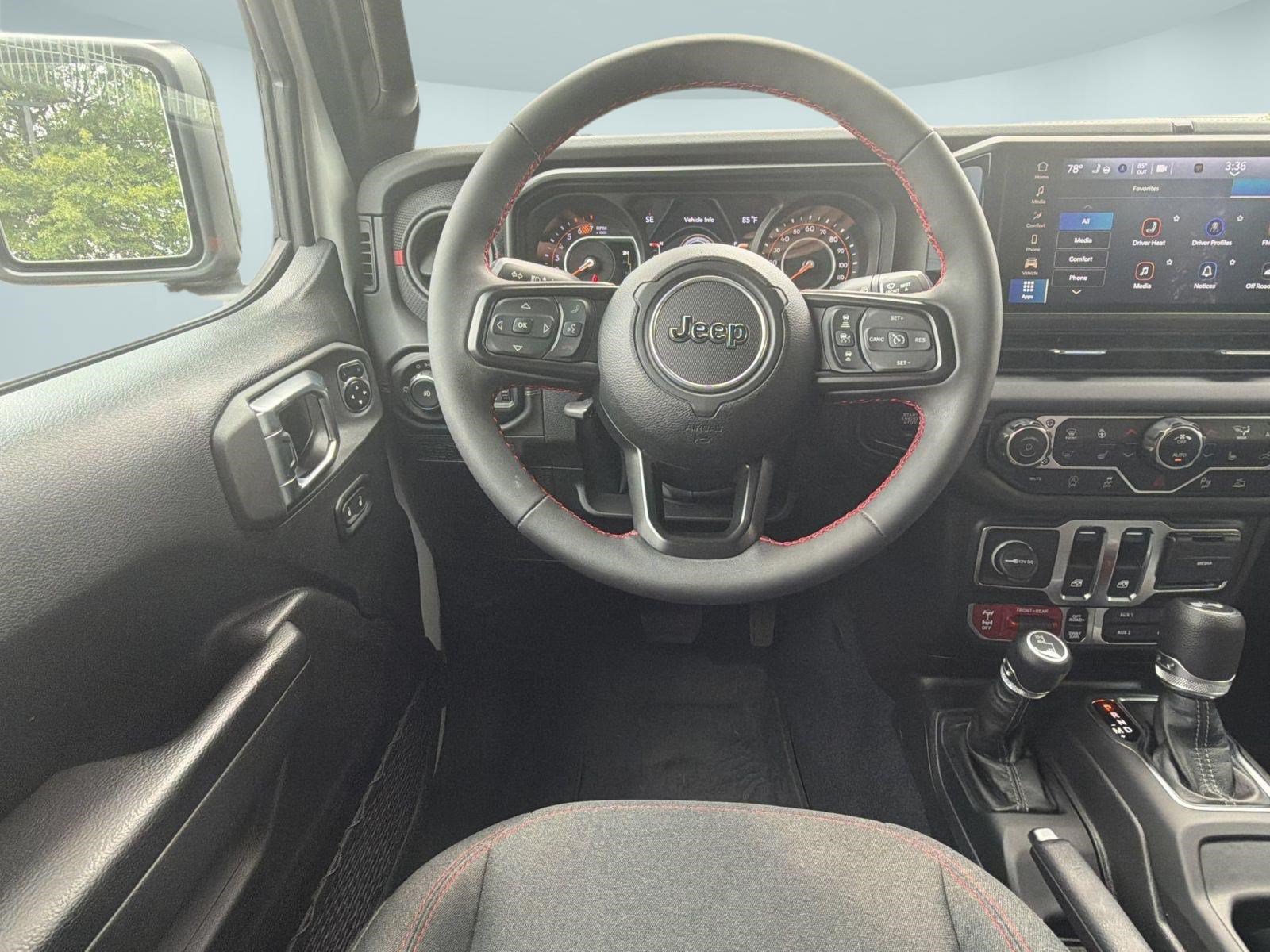 Used 2024 Jeep Wrangler Rubicon w/ Safety Group AWD/4WD image 27
