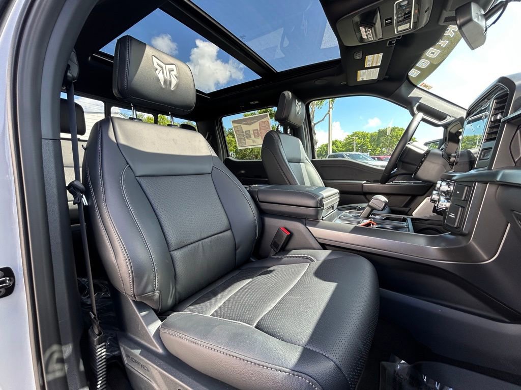 New 2026 Ford F150 Lariat w/ Equipment Group 502A High image 31