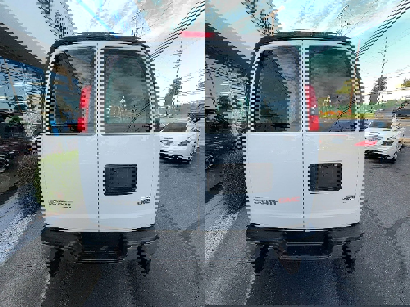 Used 2017 GMC Savana 2500 image 20