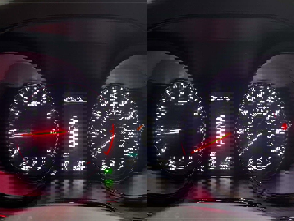 Used 2016 Kia K900 Luxury image 27