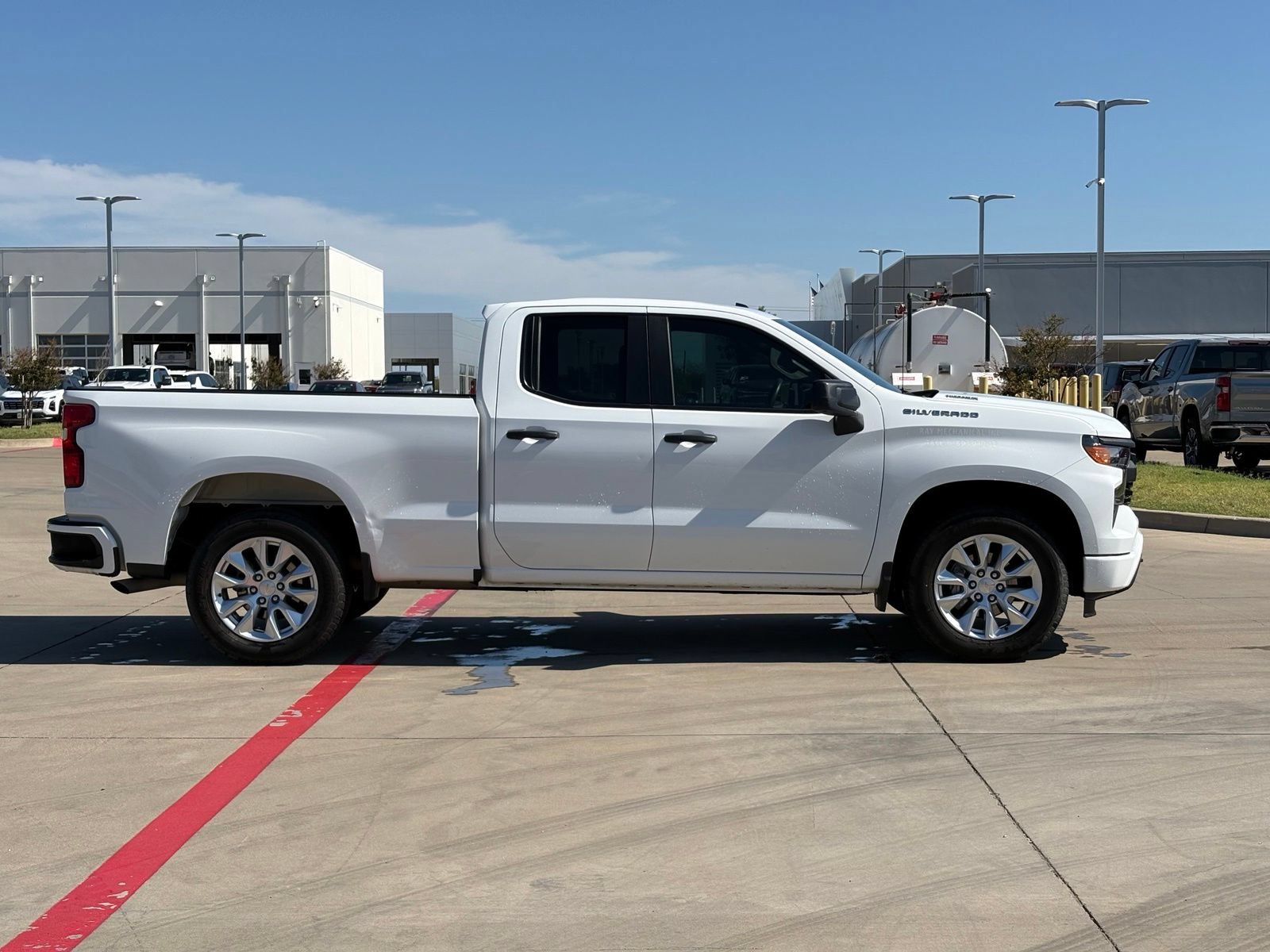 Certified 2025 Chevrolet Silverado 1500 Custom RWD image 8