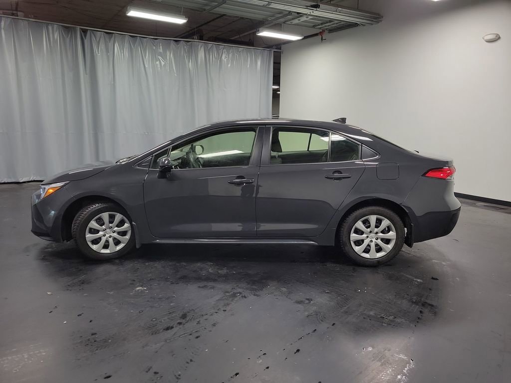 Used 2024 Toyota Corolla LE image 5