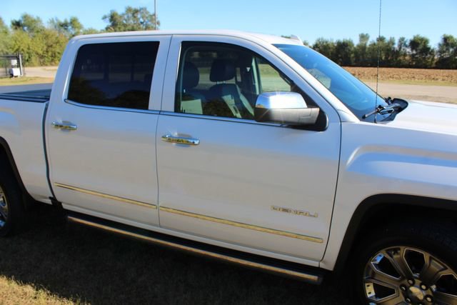 Used 2016 GMC Sierra 1500 Denali w/ Denali Ultimate Package AWD/4WD image 6