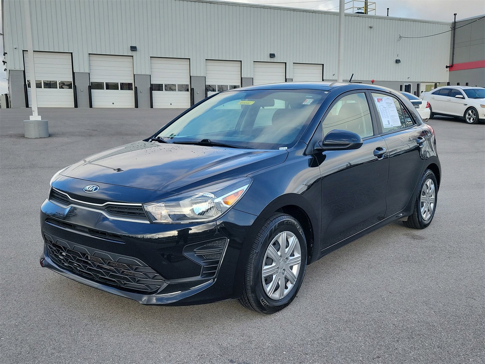 Used 2021 Kia Rio S image 2