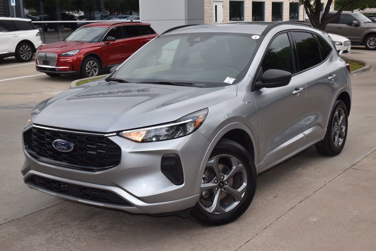 Certified 2024 Ford Escape ST-Line w/ Tech Pack #1 AWD/4WD image 40
