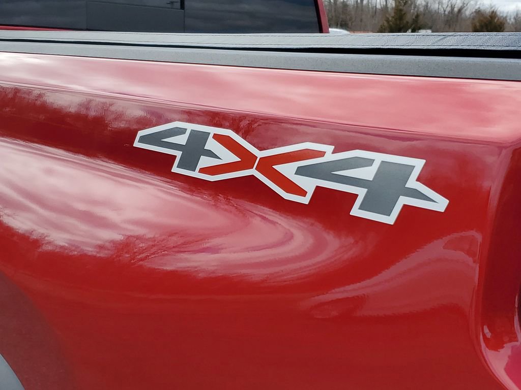 Used 2025 Chevrolet Silverado 2500 LTZ w/ LTZ Convenience Package image 37