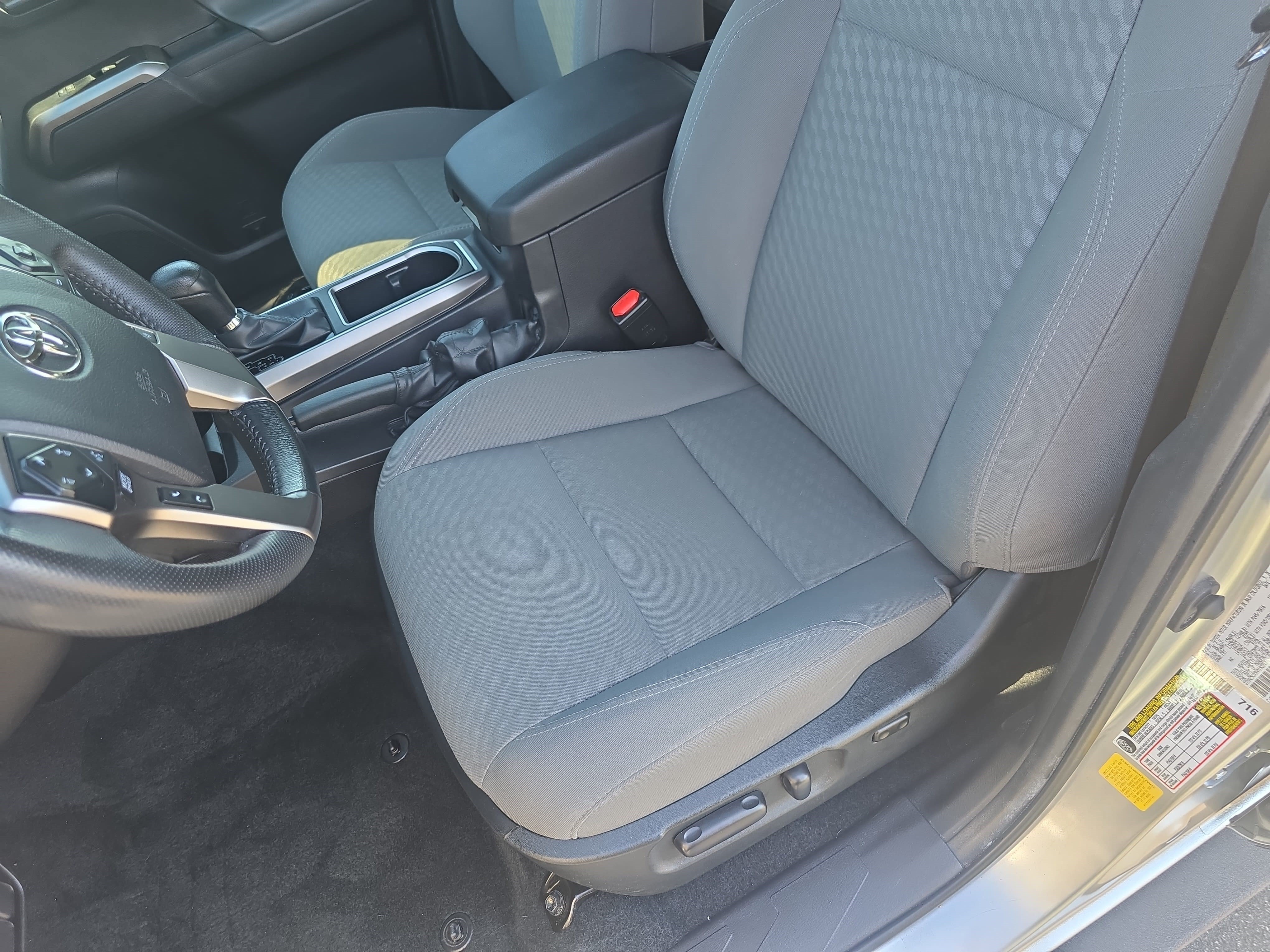 Used 2022 Toyota Tacoma SR5 RWD image 14