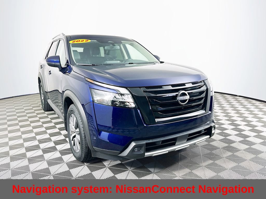 Used 2022 Nissan Pathfinder SL w/ SL Black Package image 4