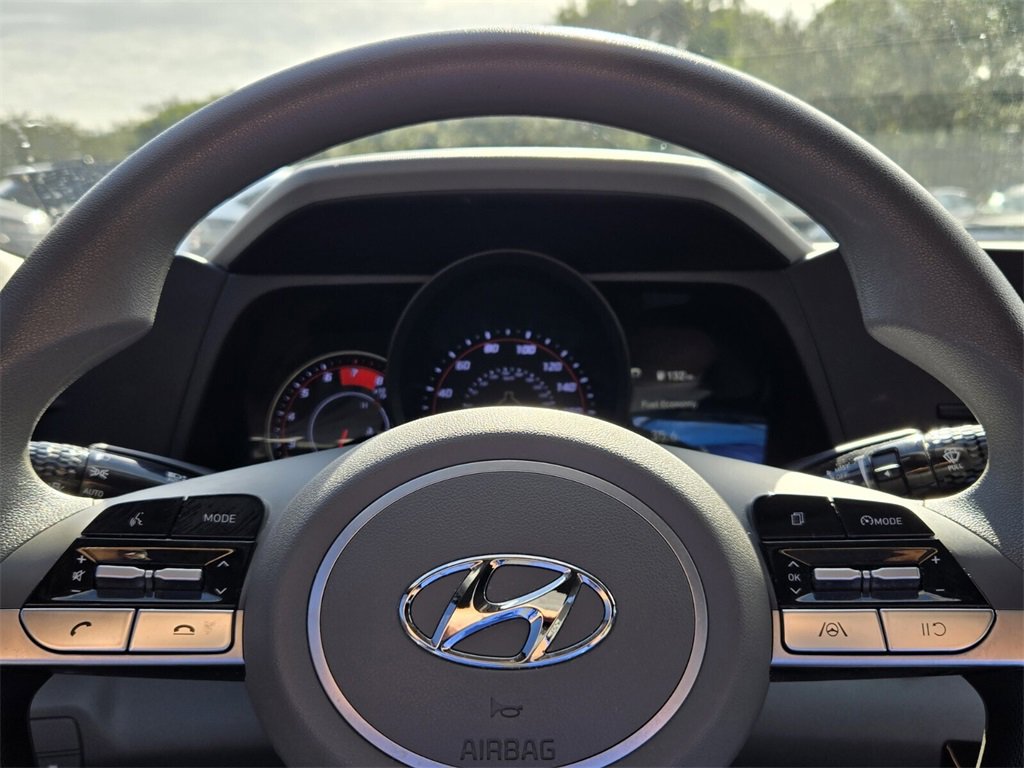 Certified 2023 Hyundai Elantra SEL image 22