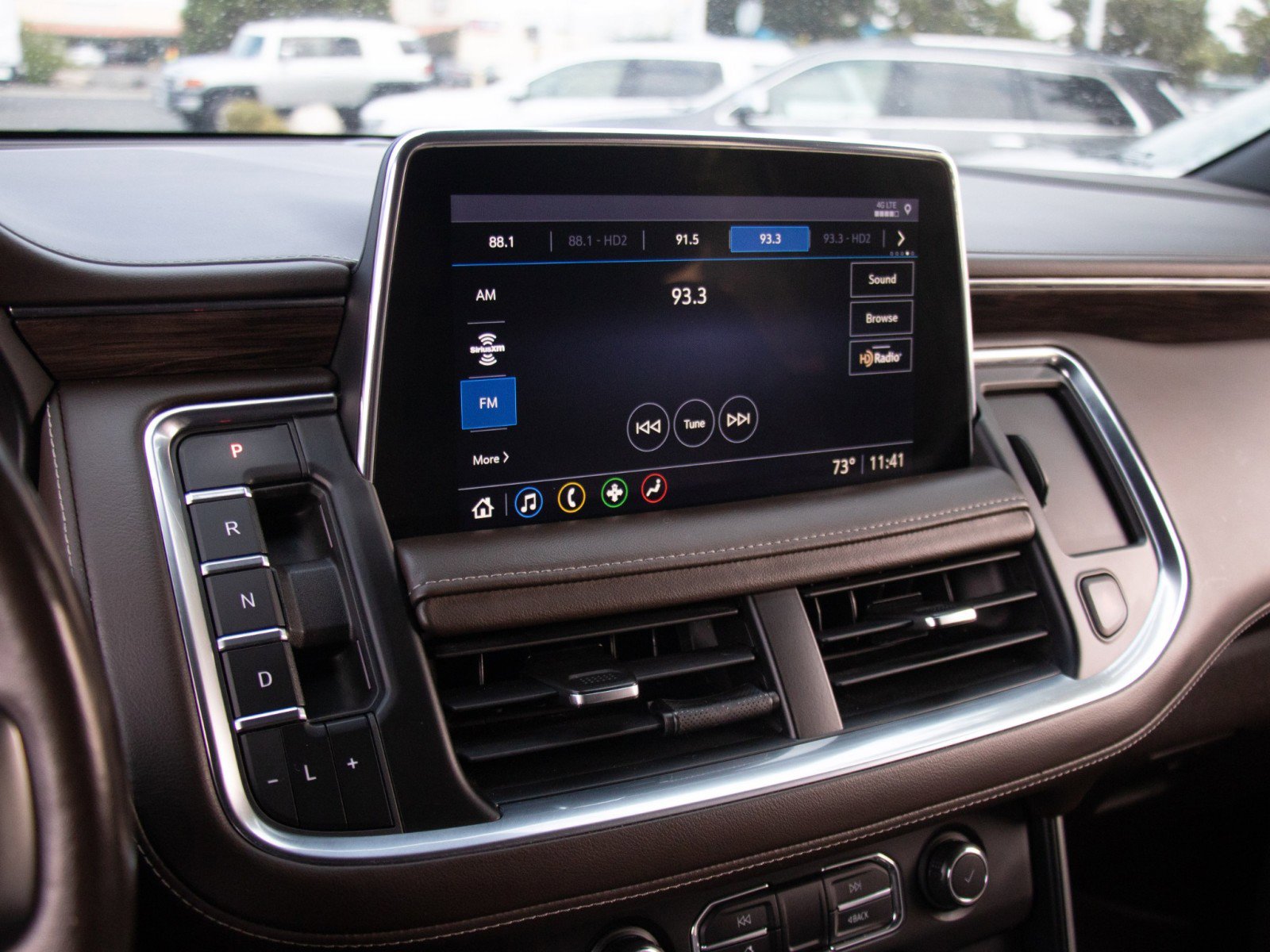 Used 2021 Chevrolet Tahoe Z71 w/ Z71 Off-Road Package image 16