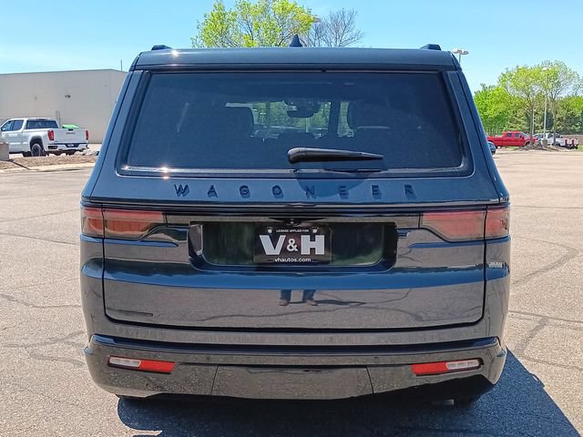 Used 2023 Jeep Wagoneer Series II AWD/4WD image 32