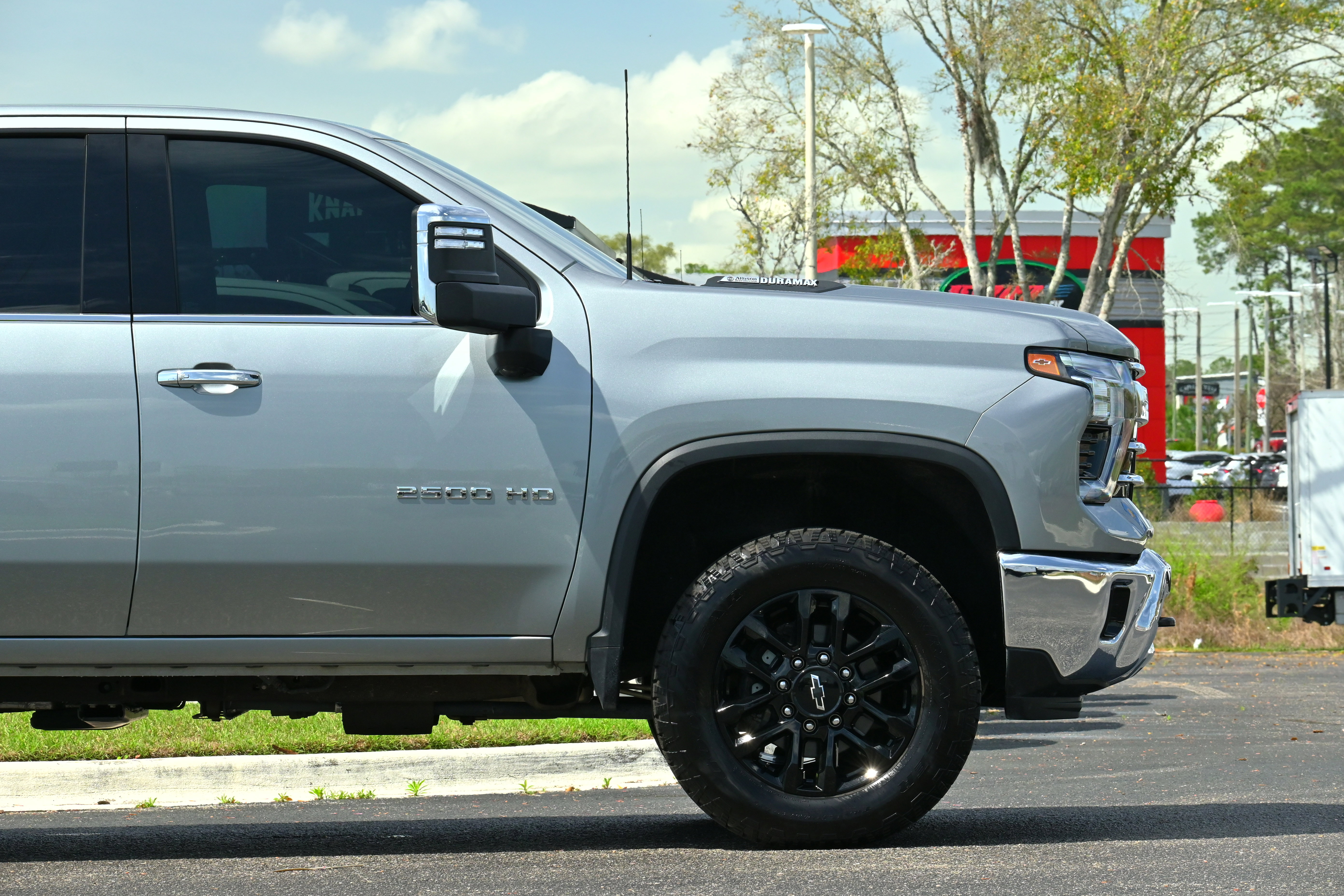 Used 2024 Chevrolet Silverado 2500 LTZ image 6