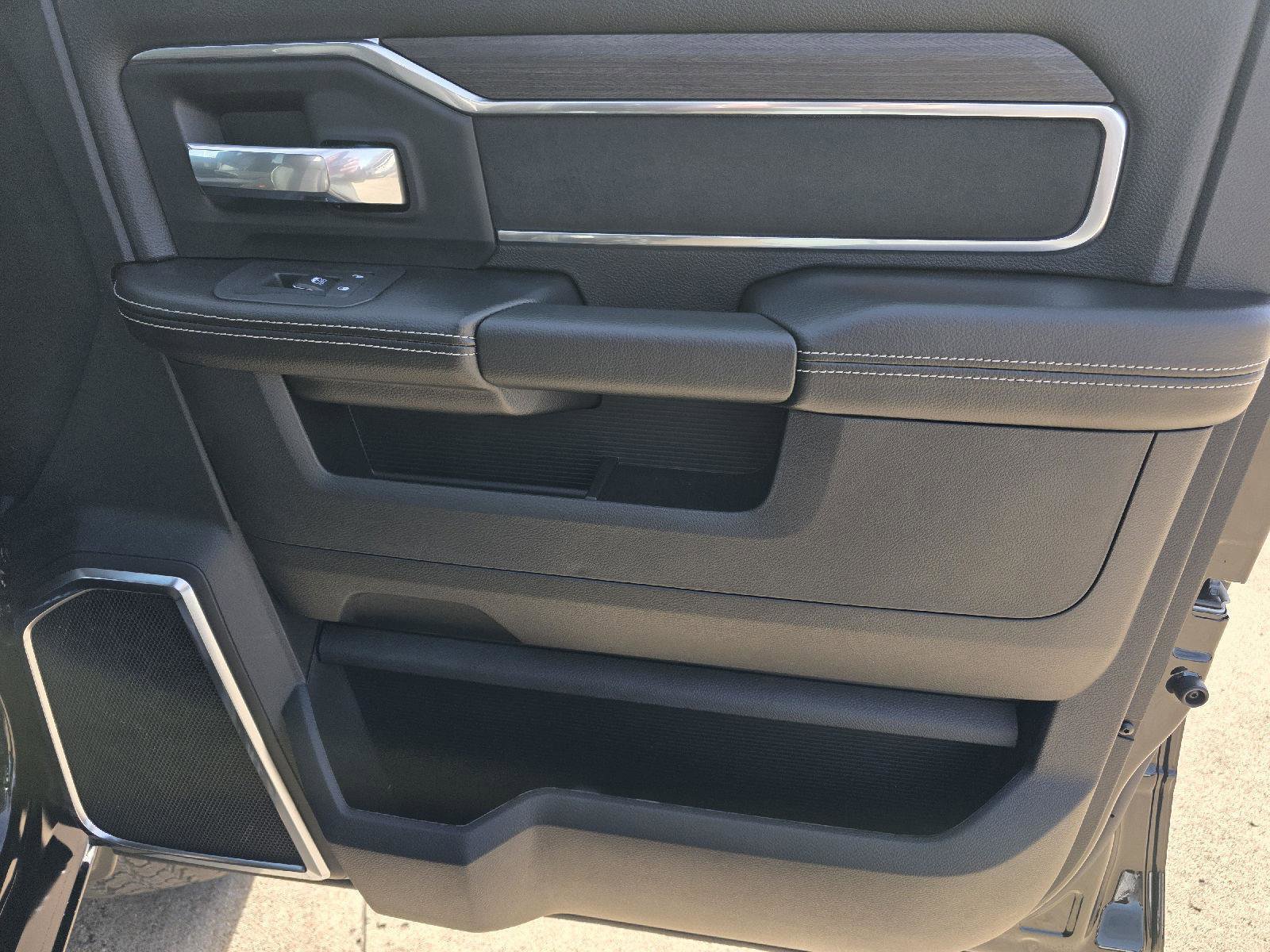 New 2026 RAM 2500 Laramie image 40