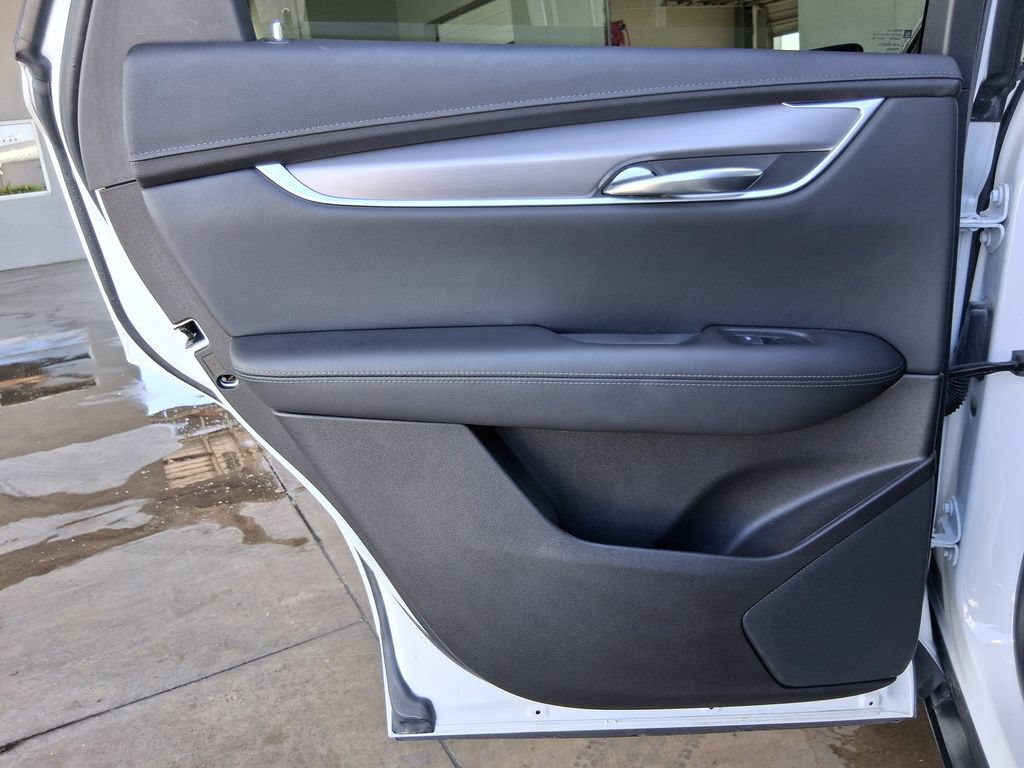 Used 2022 Cadillac XT5 Luxury FWD image 21