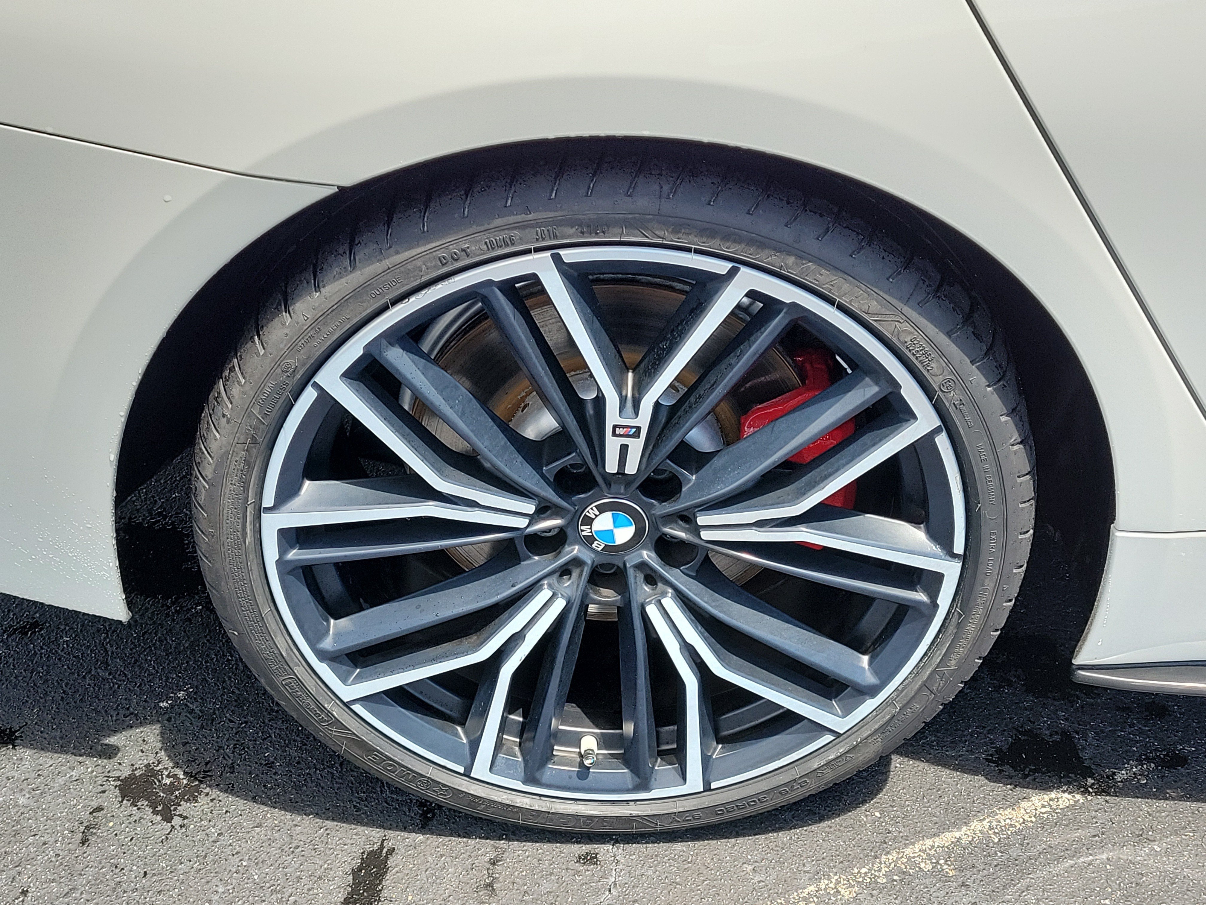 Used 2021 BMW 530i w/ M Sport Package RWD image 6