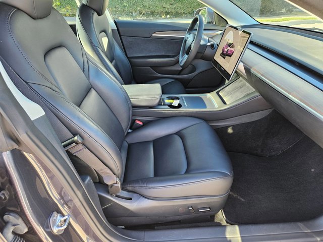 Used 2023 Tesla Model 3 Standard Range image 22