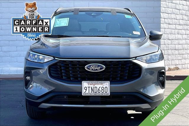 Used 2025 Ford Escape SE FWD image 2