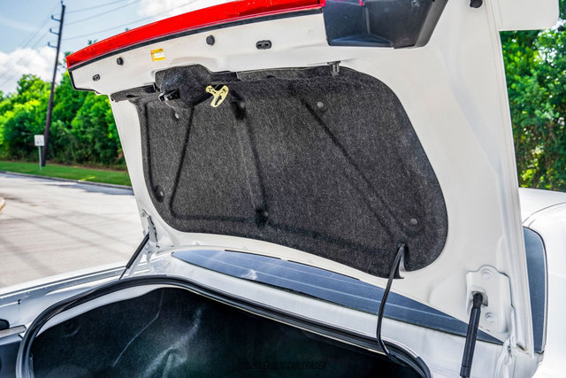 Used 2012 Dodge Challenger SRT8 w/ Premium Sound Group image 92