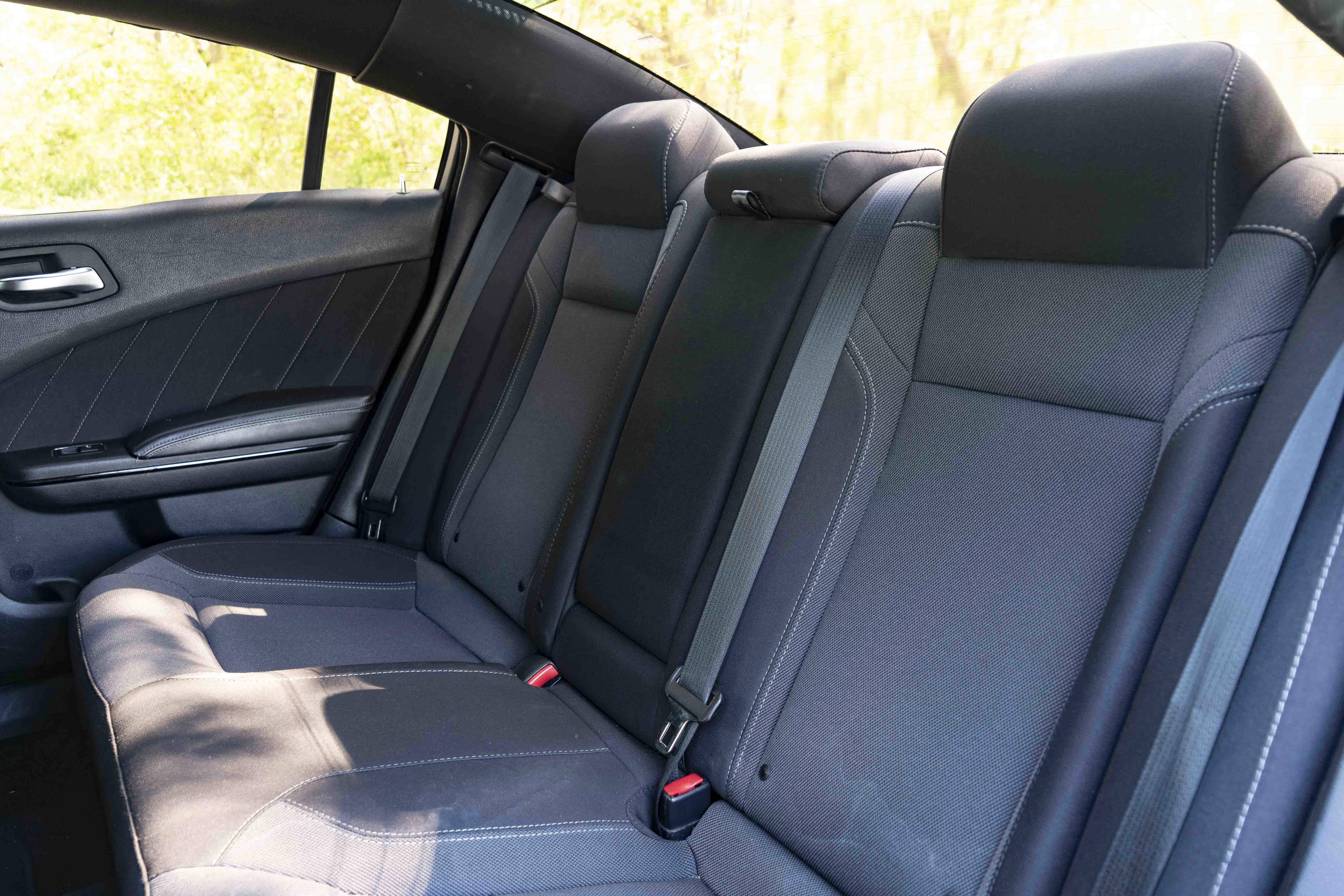 Used 2019 Dodge Charger SXT w/ Blacktop Package image 18