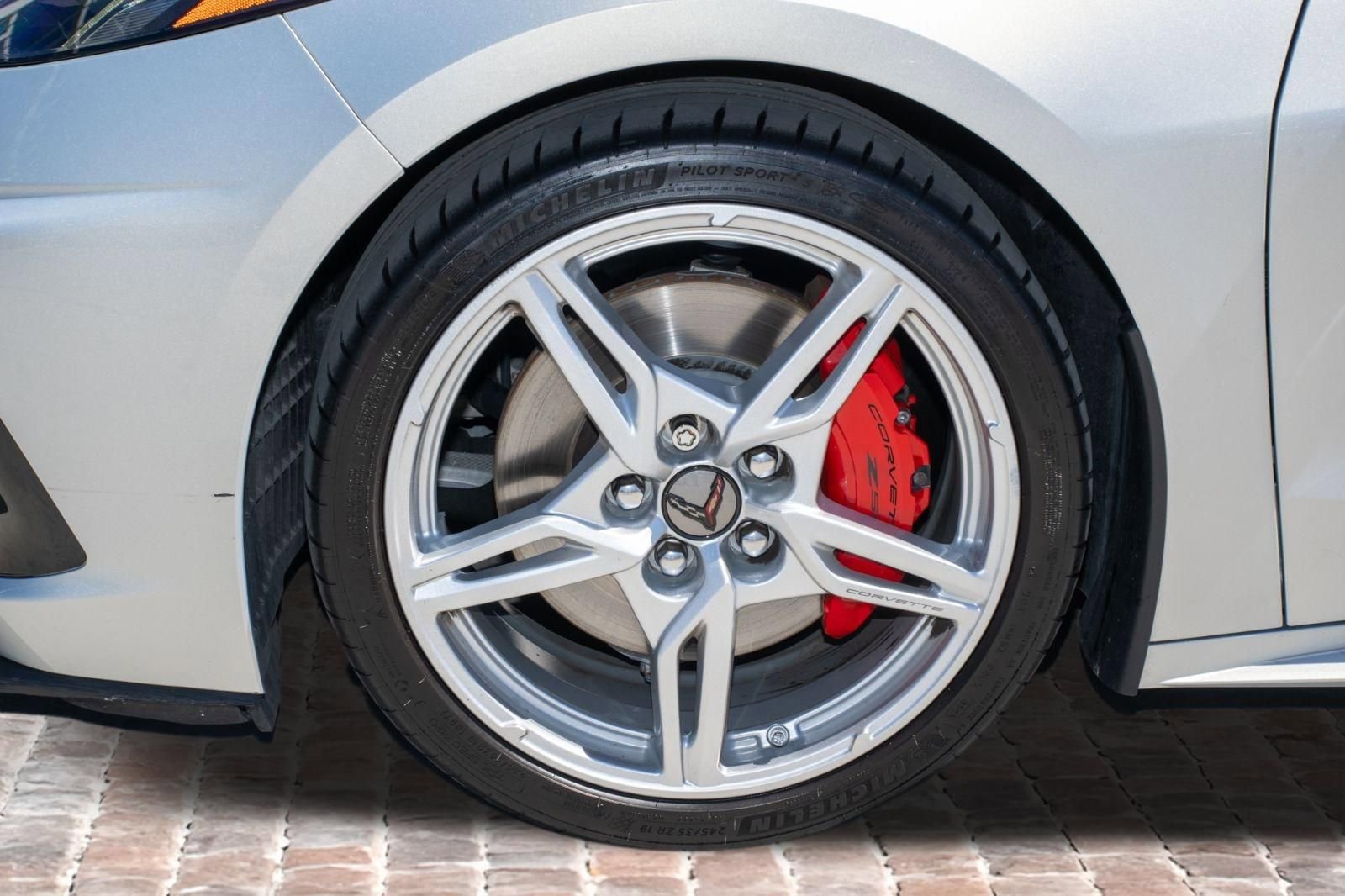 Used 2023 Chevrolet Corvette Stingray Coupe w/ Z51 Performance Package RWD image 32