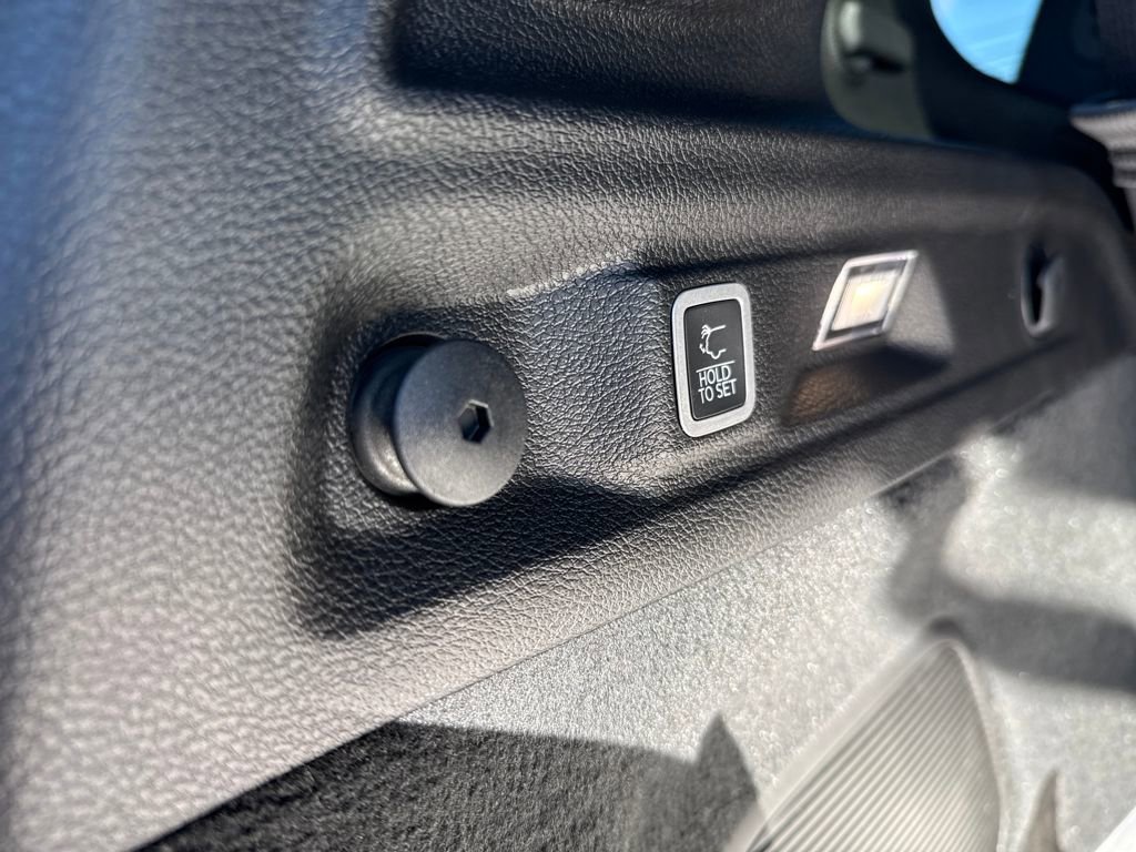 New 2025 Jeep Grand Cherokee L Summit w/ Obsidian Package image 27