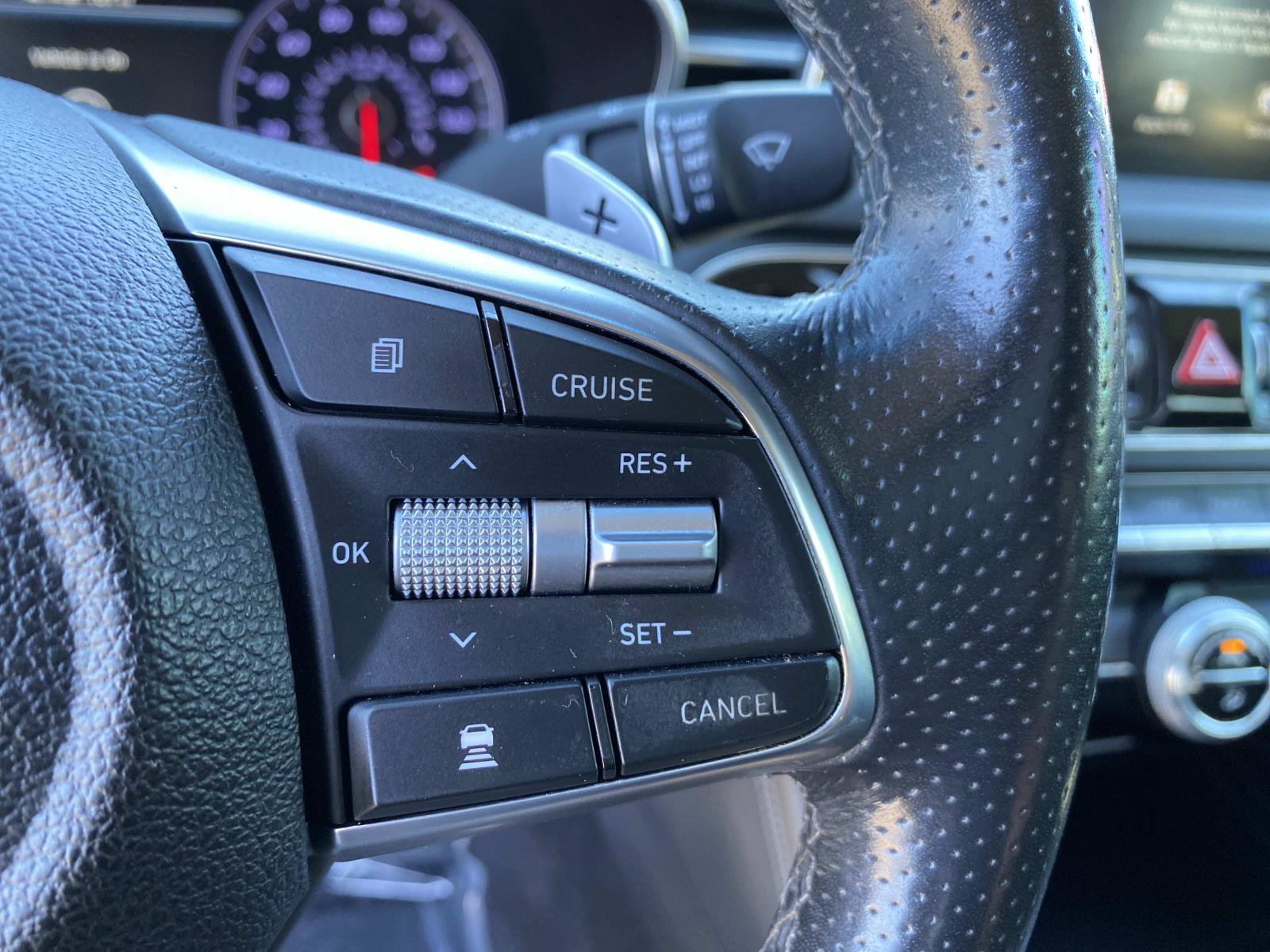 Used 2019 Genesis G70 2.0T Advanced AWD/4WD image 16