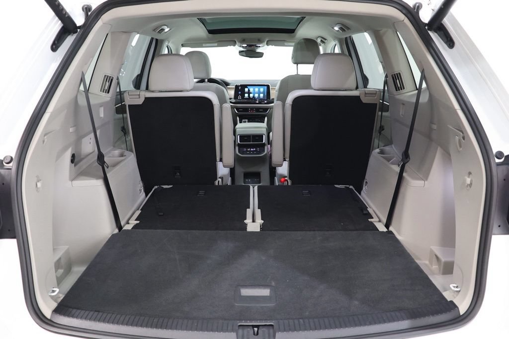 Used 2025 Volkswagen Atlas SE FWD image 35