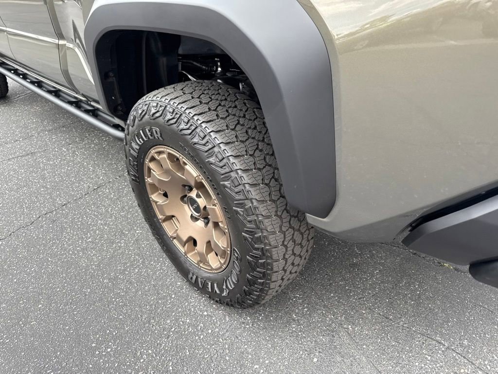 New 2026 Toyota Tacoma 4x4 Double Cab Hybrid image 4