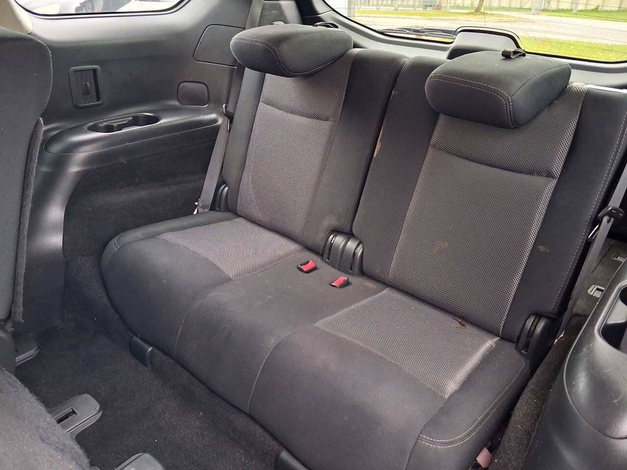 Used 2019 Nissan Pathfinder S AWD/4WD image 16