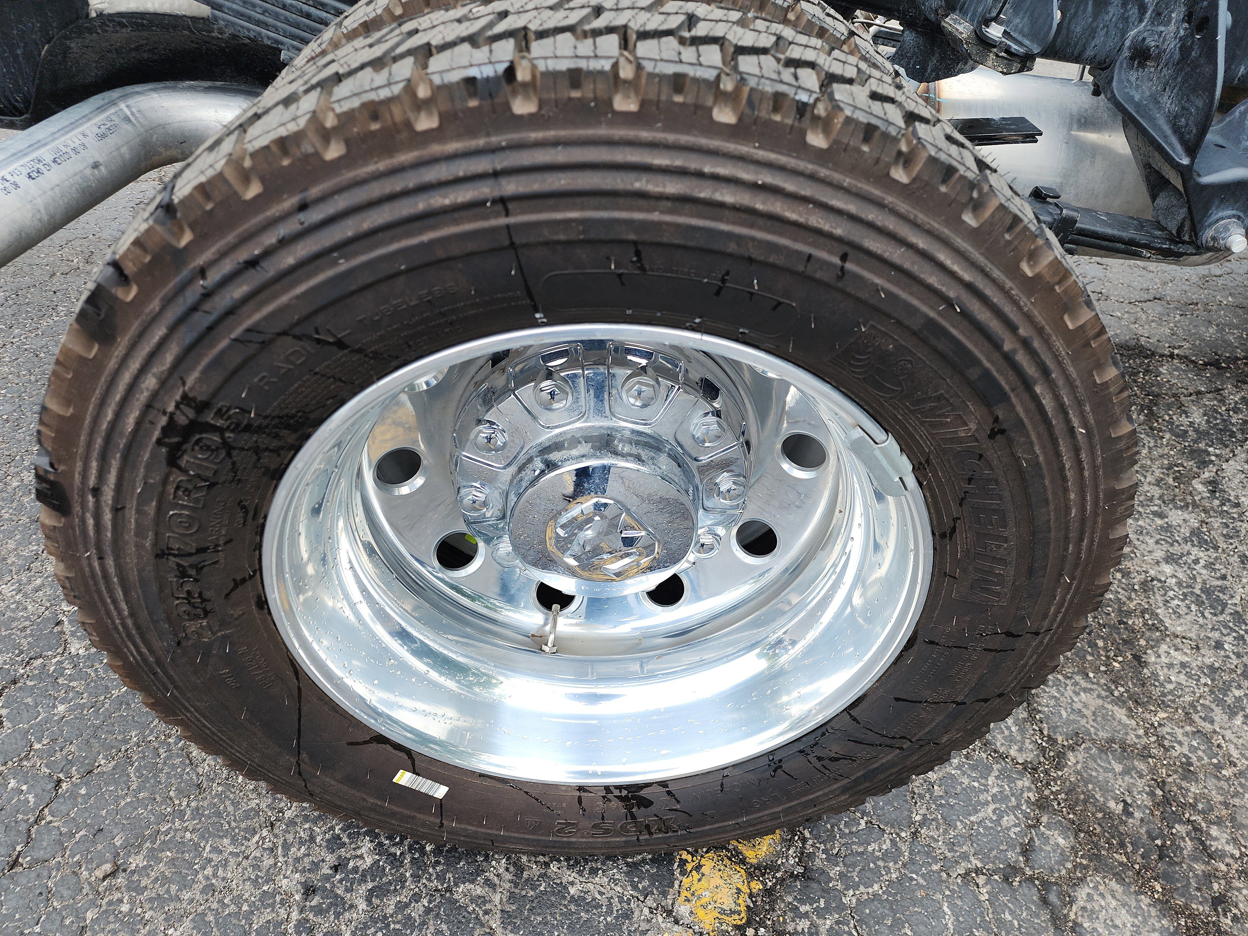 New 2026 RAM 5500 4x4 Crew Cab image 29