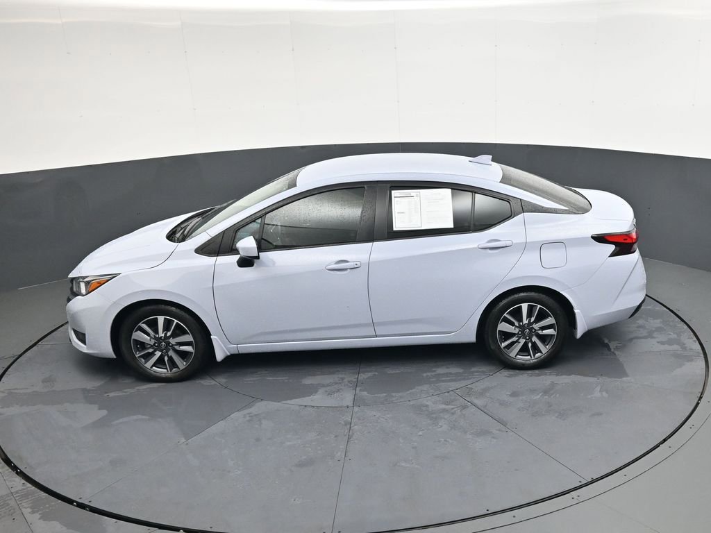 Used 2024 Nissan Versa SV w/ Trunk Package image 29