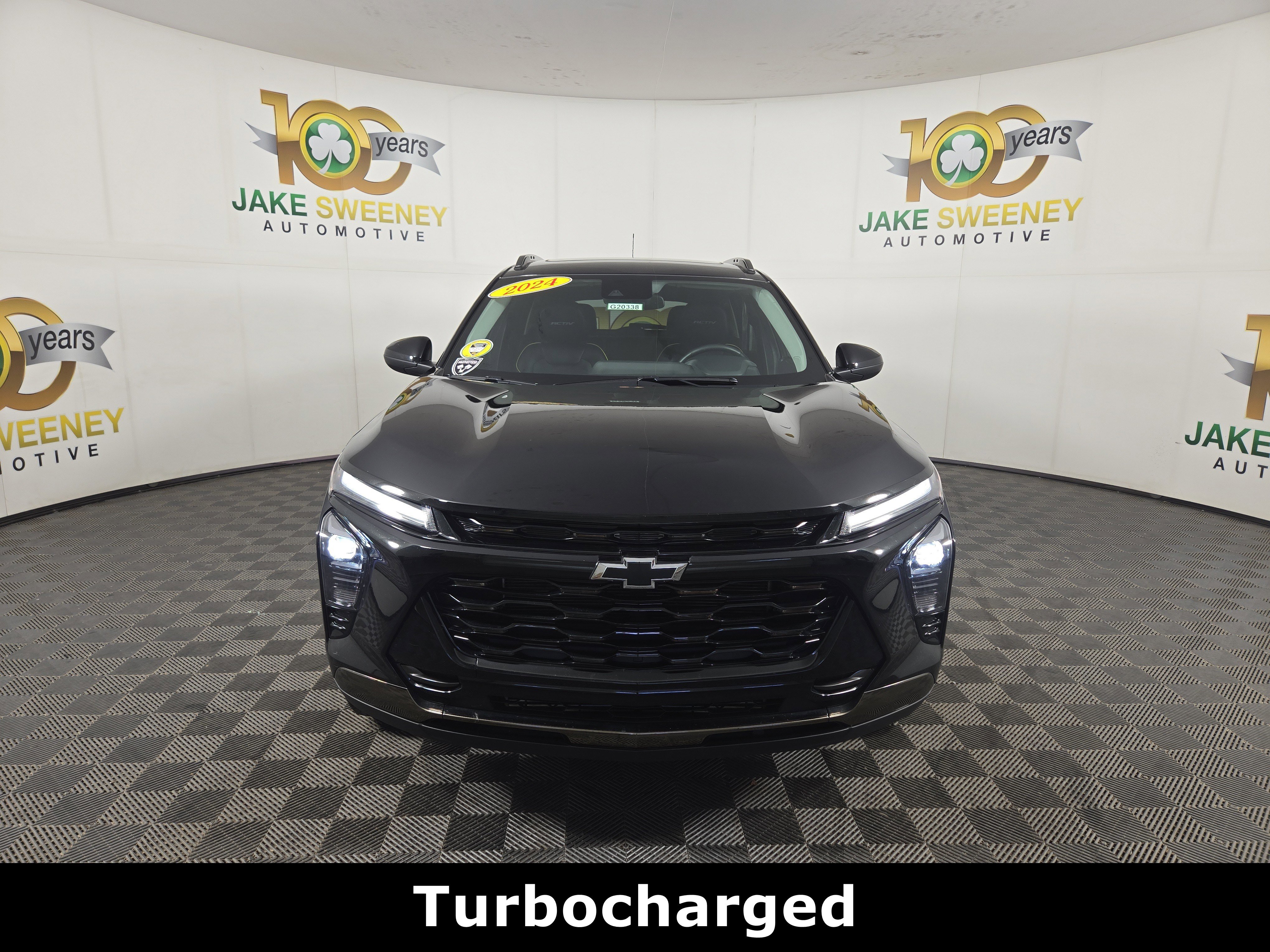 Certified 2024 Chevrolet Trax ACTIV w/ Sunroof Package FWD image 2