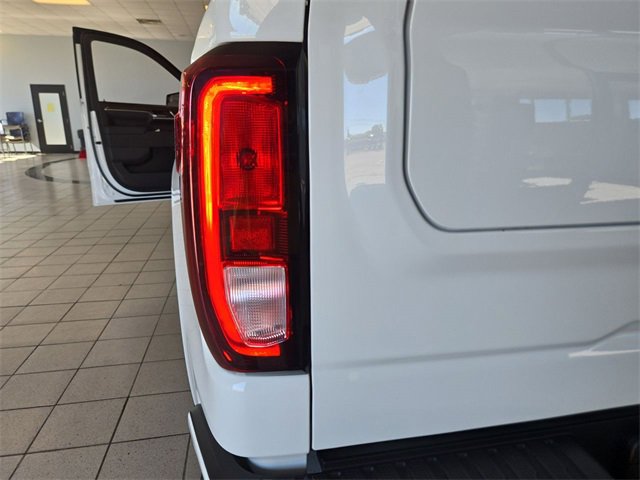 Used 2025 GMC Sierra 1500 Elevation image 29