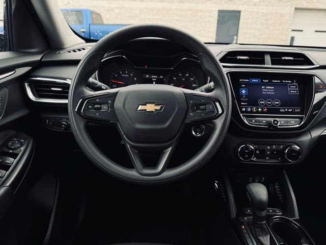 Used 2023 Chevrolet TrailBlazer LT w/ Convenience Package image 22