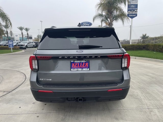 New 2026 Ford Explorer Active image 4
