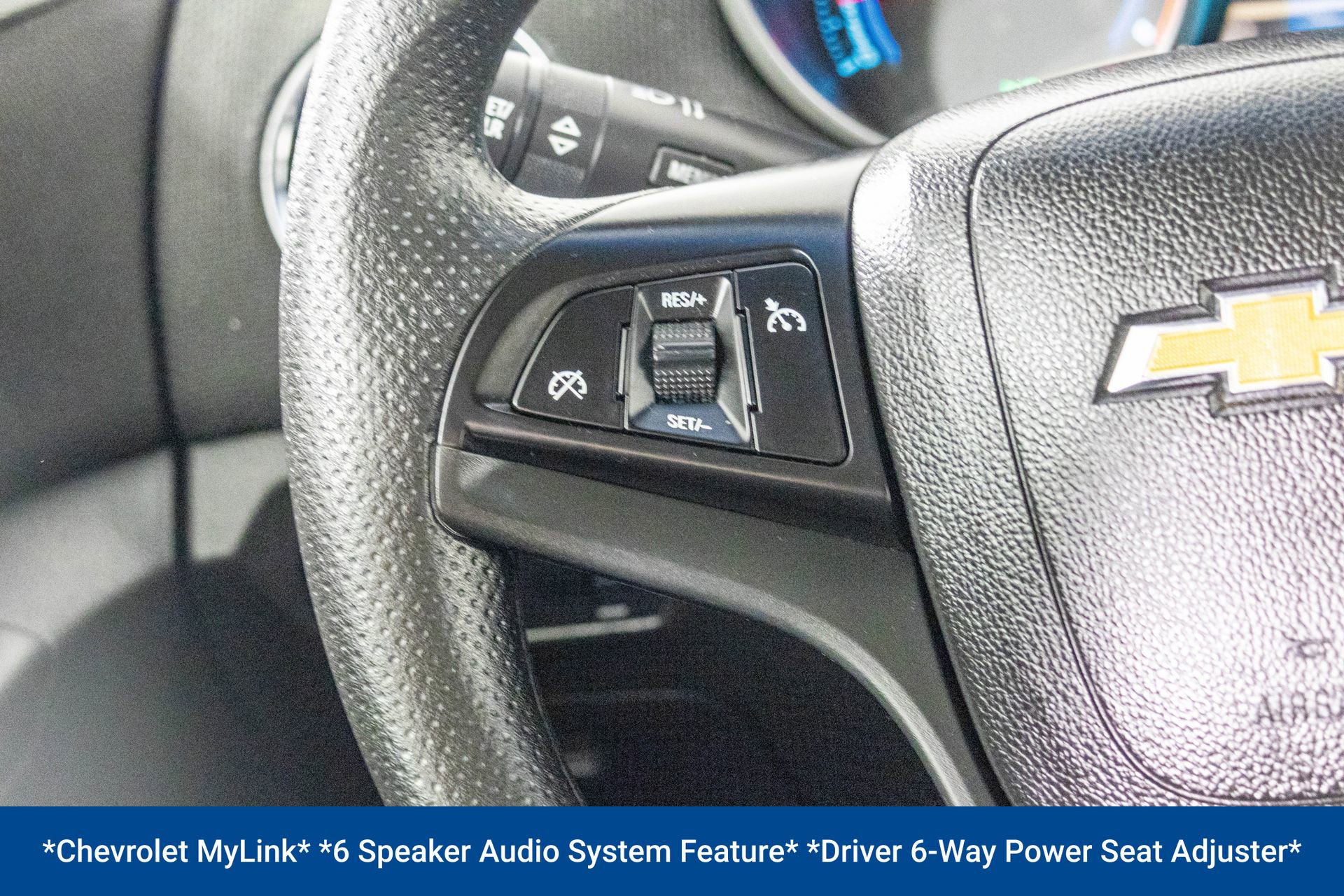 Used 2015 Chevrolet Cruze LT image 9