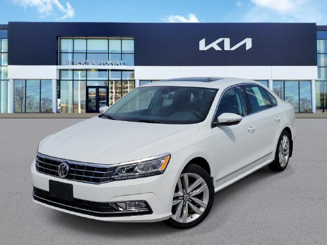 Used 2017 Volkswagen Passat 1.8T SEL Premium
