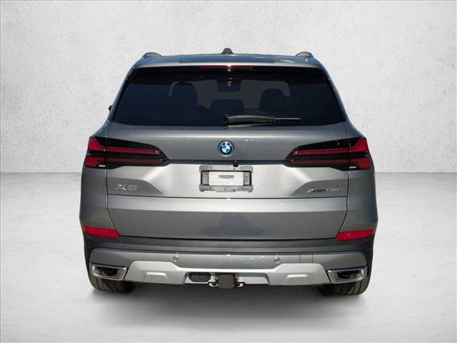 New 2026 BMW X5 xDrive50e w/ Climate Comfort Package image 8