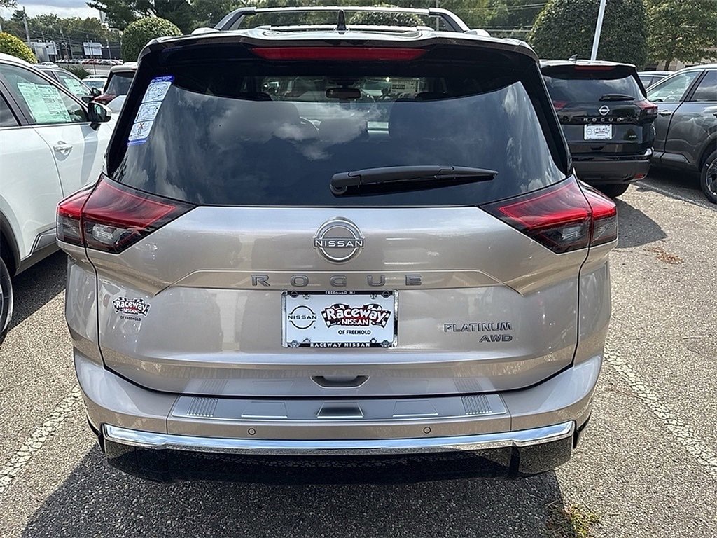 New 2026 Nissan Rogue Platinum image 5