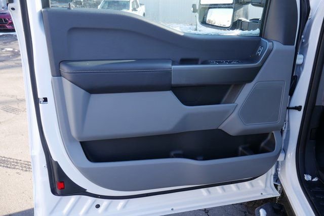 New 2026 Ford F250 XLT w/ FX4 Off-Road Package image 12