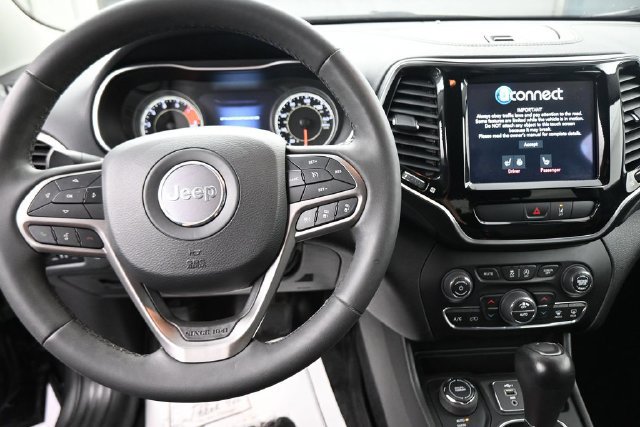 Used 2022 Jeep Cherokee Limited AWD/4WD image 29