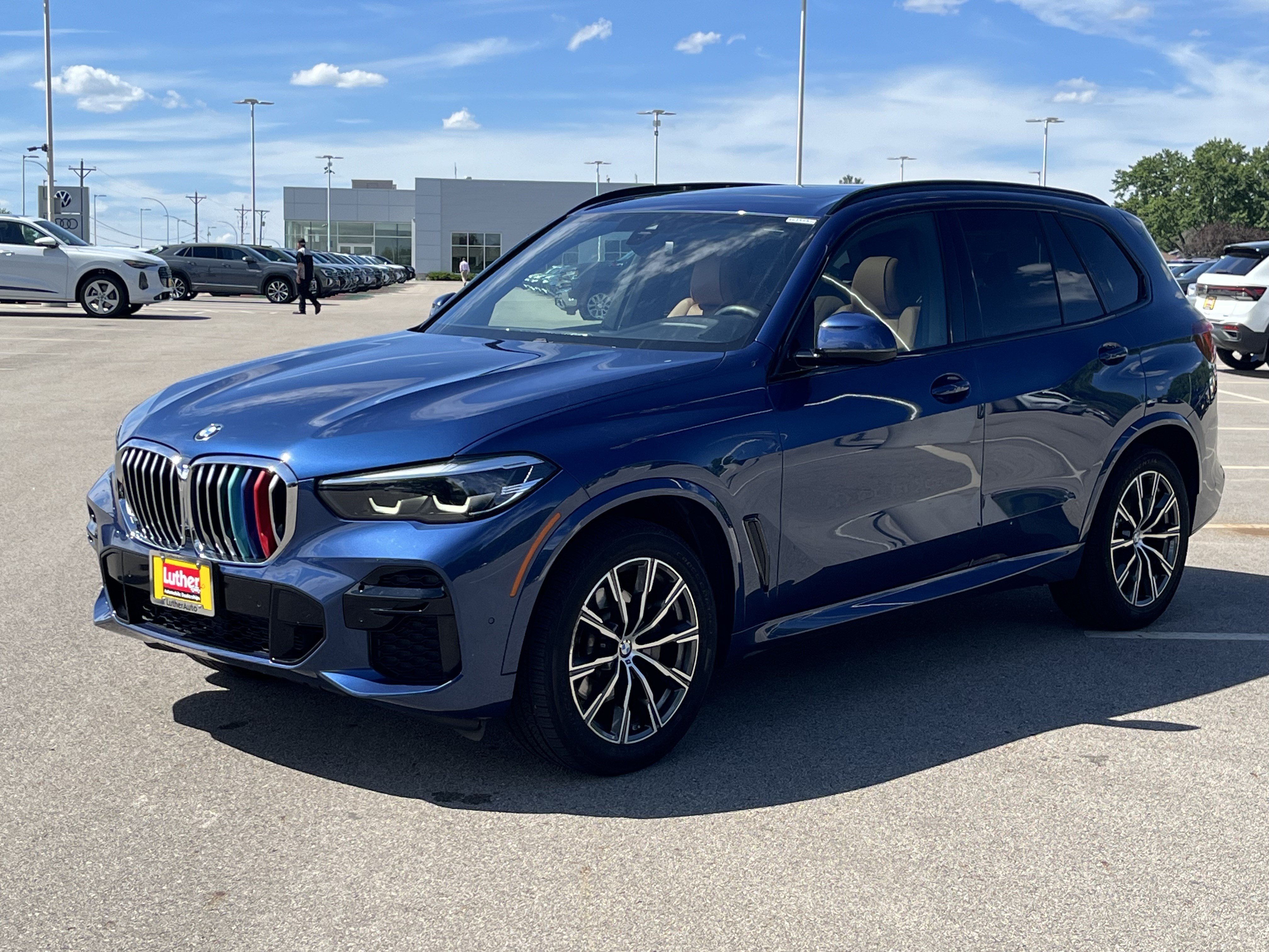 Used 2022 BMW X5 xDrive40i w/ M Sport Package AWD/4WD image 20