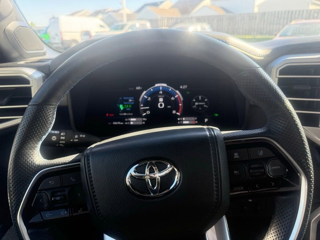 Used 2022 Toyota Tundra Platinum w/ Advanced Package AWD/4WD image 21