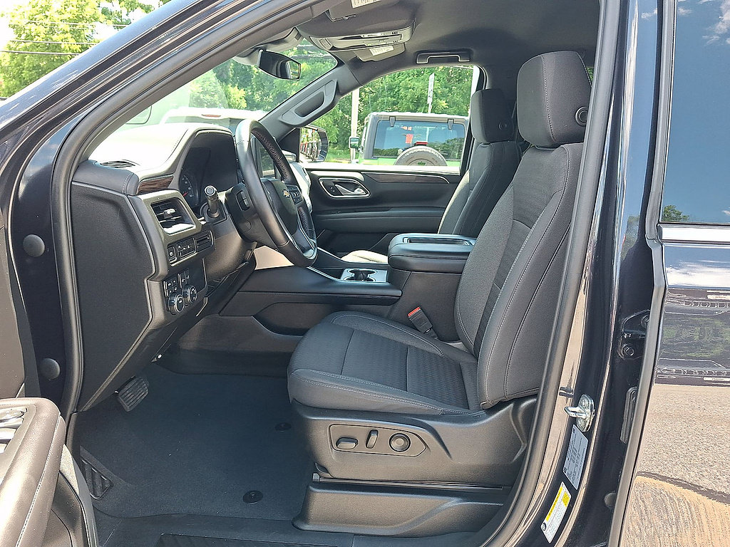 Used 2023 Chevrolet Tahoe LS AWD/4WD image 11