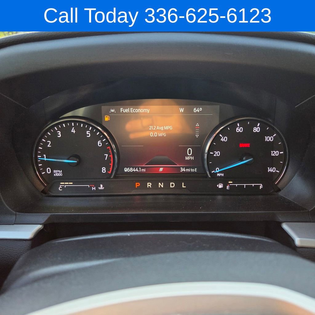Used 2022 Ford Explorer XLT AWD/4WD image 24