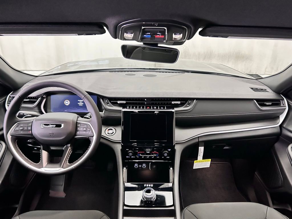 New 2025 Jeep Grand Cherokee Laredo w/ Trailer Tow Package image 24